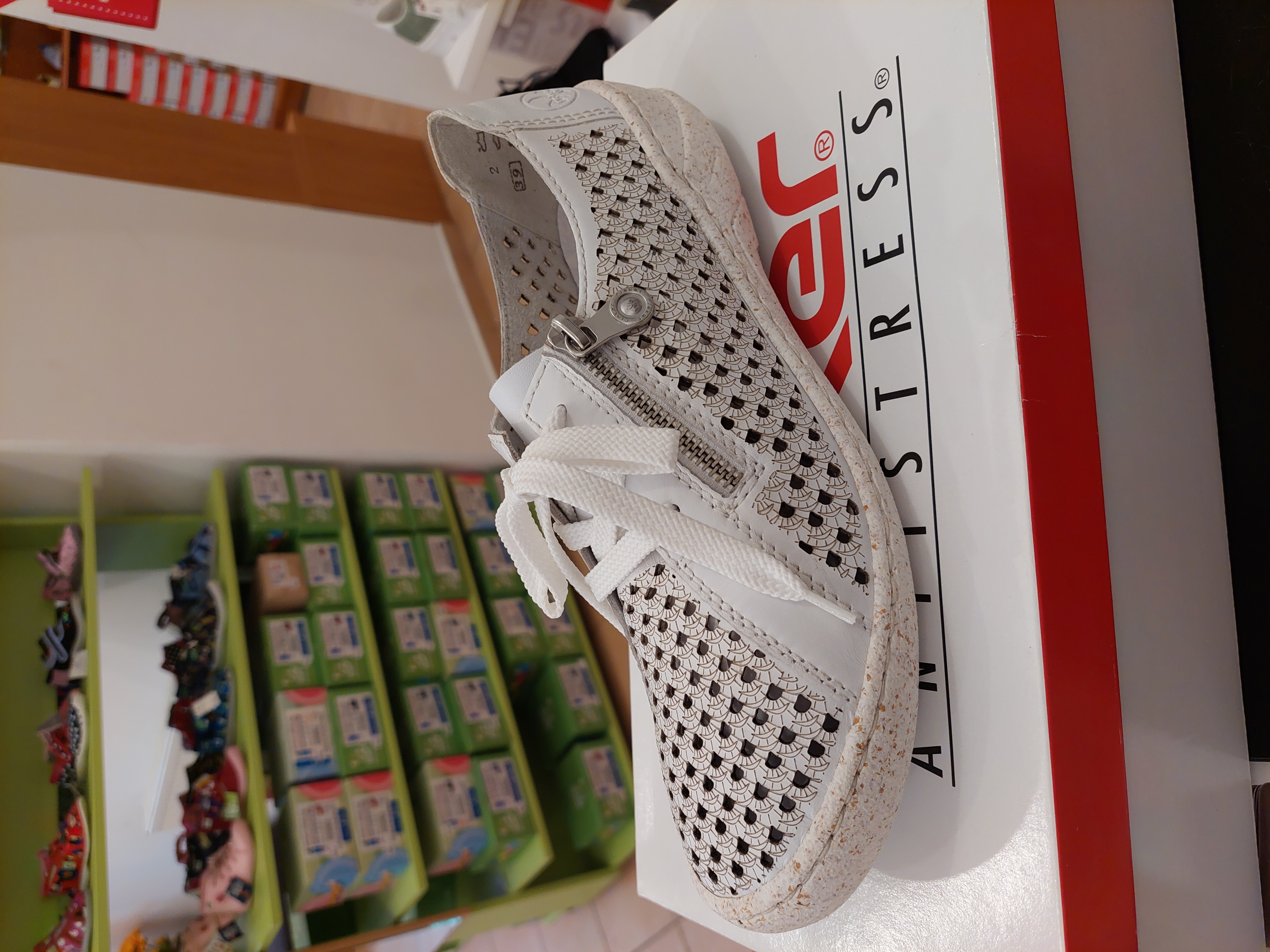 Rieker 54516-80 white