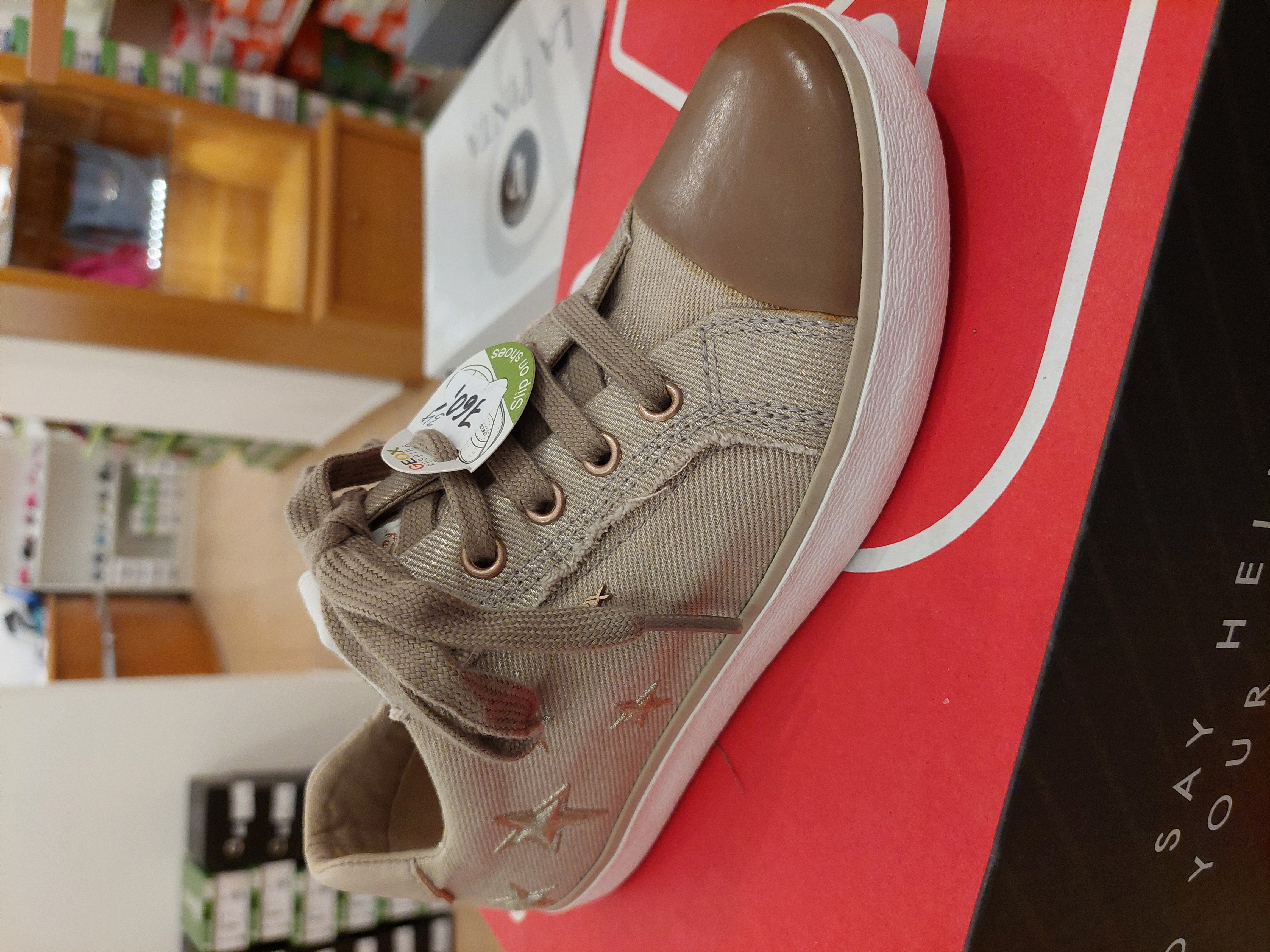 Geox J82D5D beige