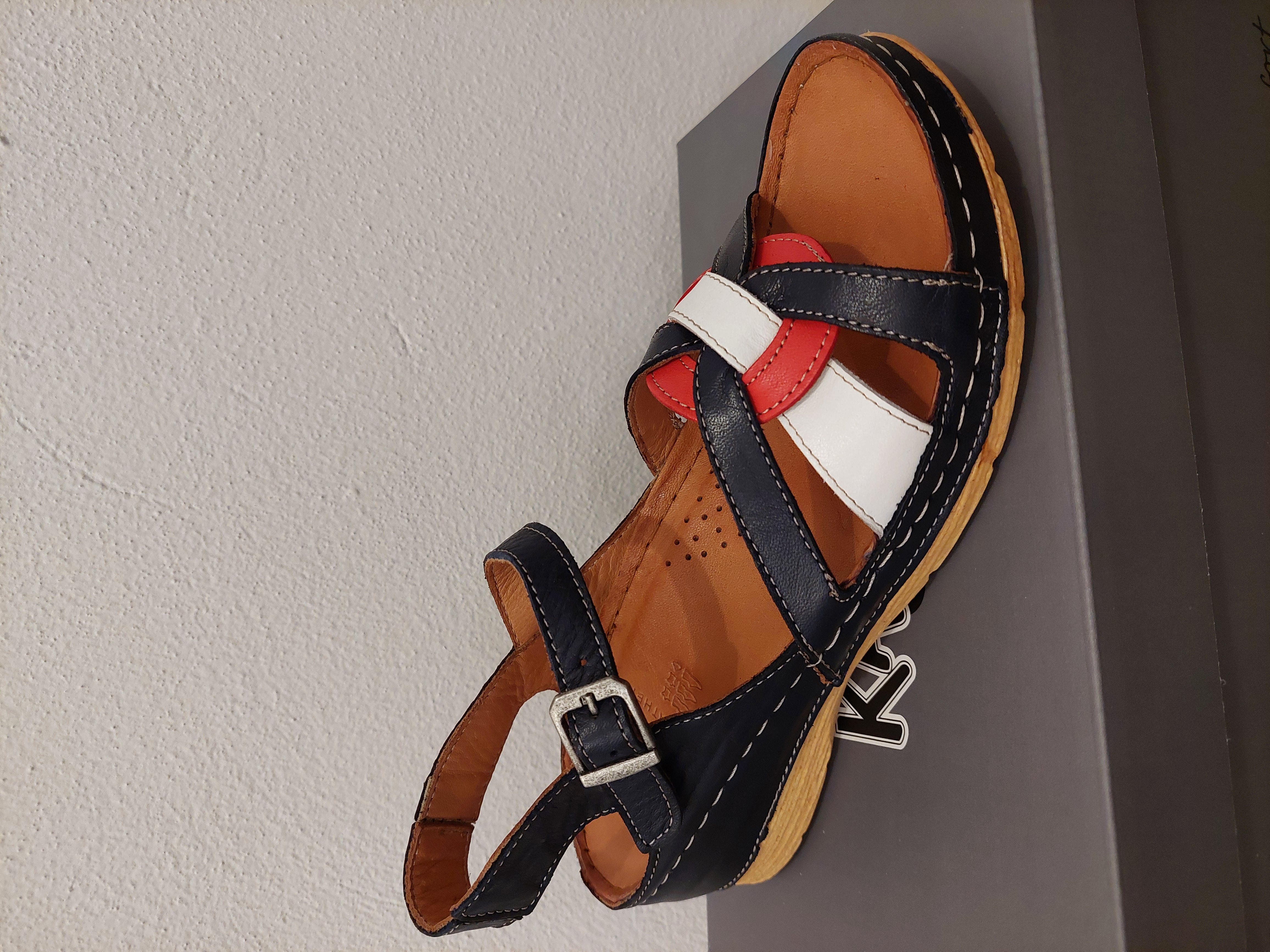 Karyoka 2425 navy blue/red/white