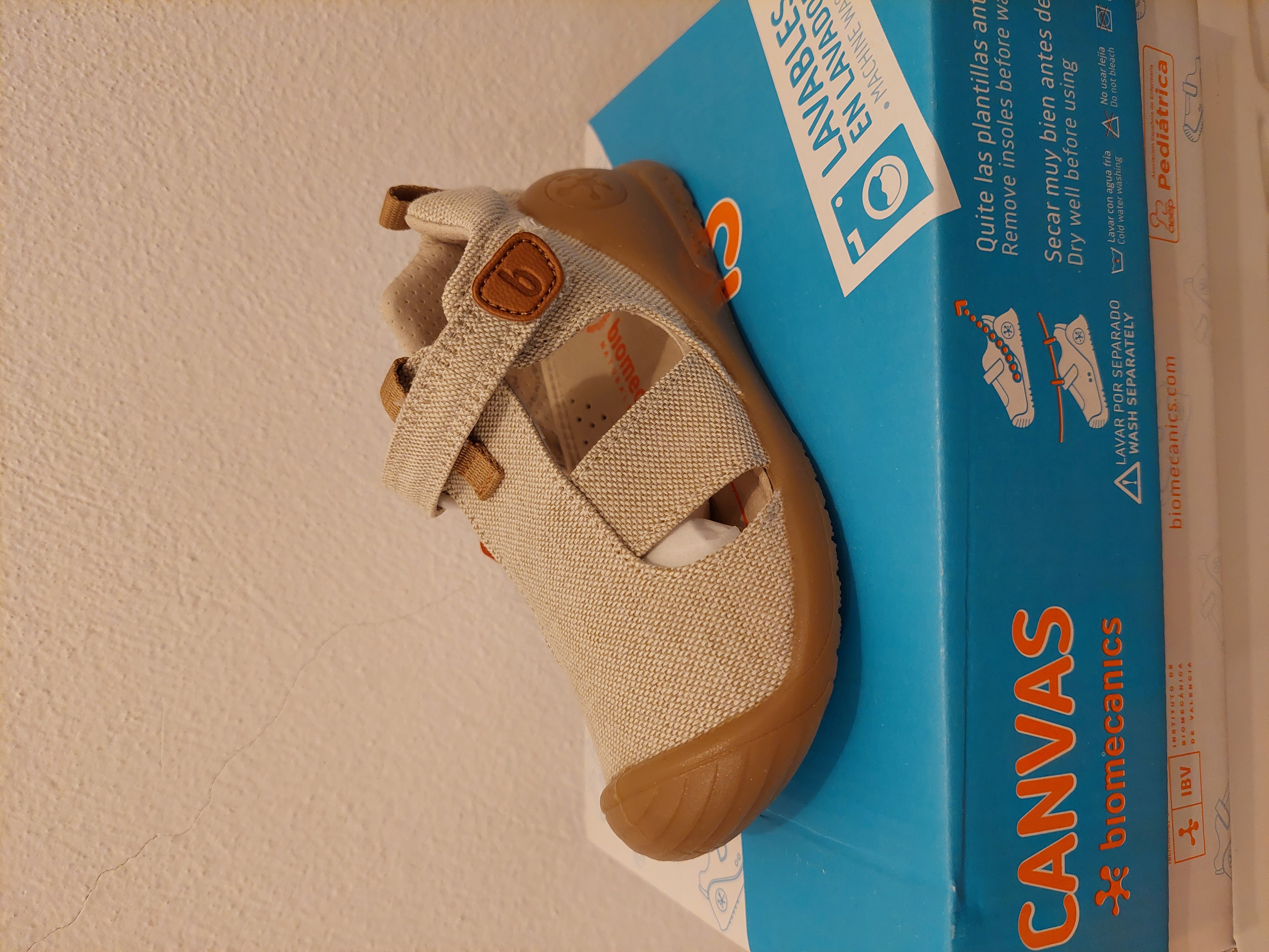 Biomecanics 242188-B beige