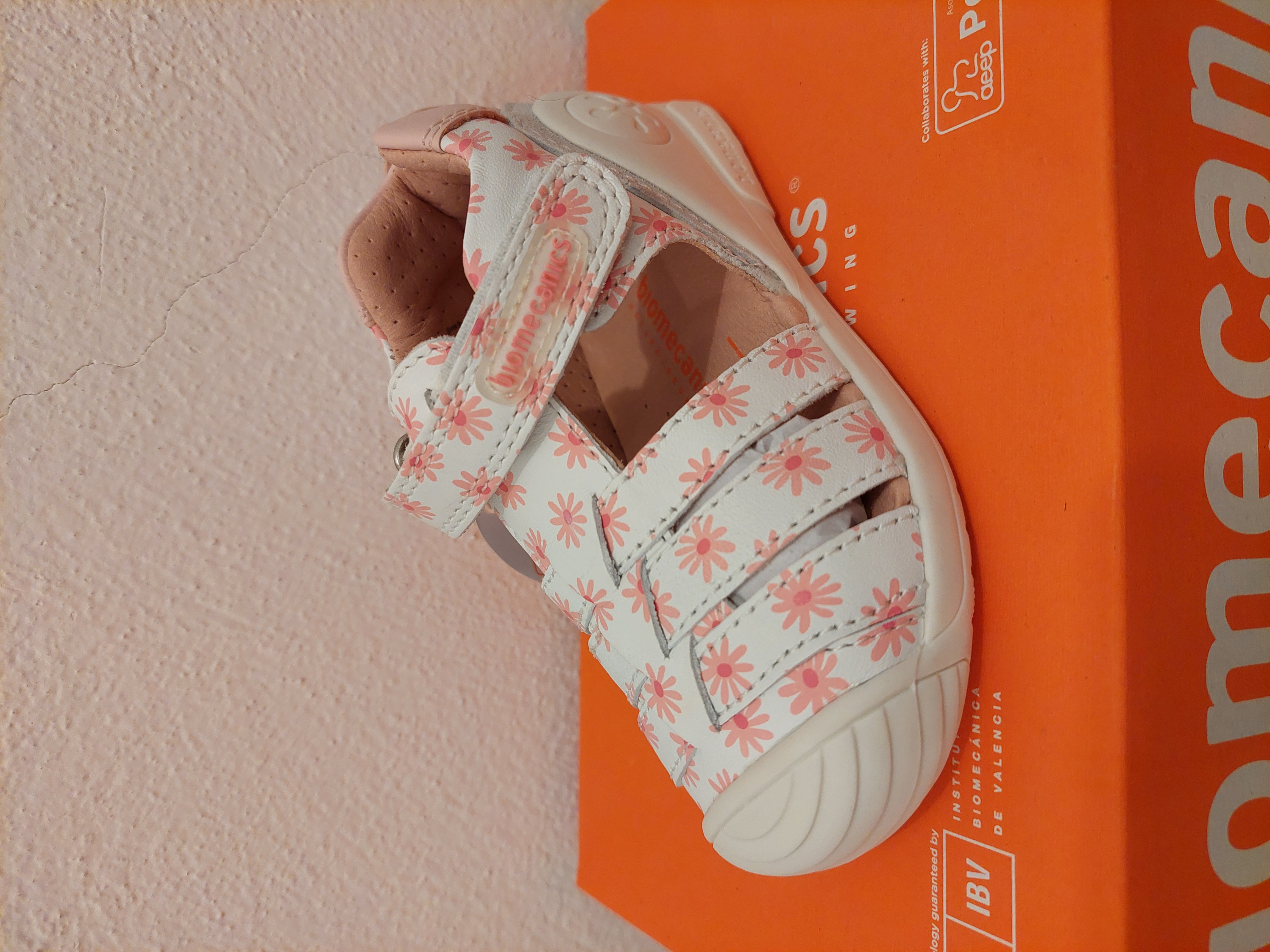 Biomecanics 232105-B blanco 