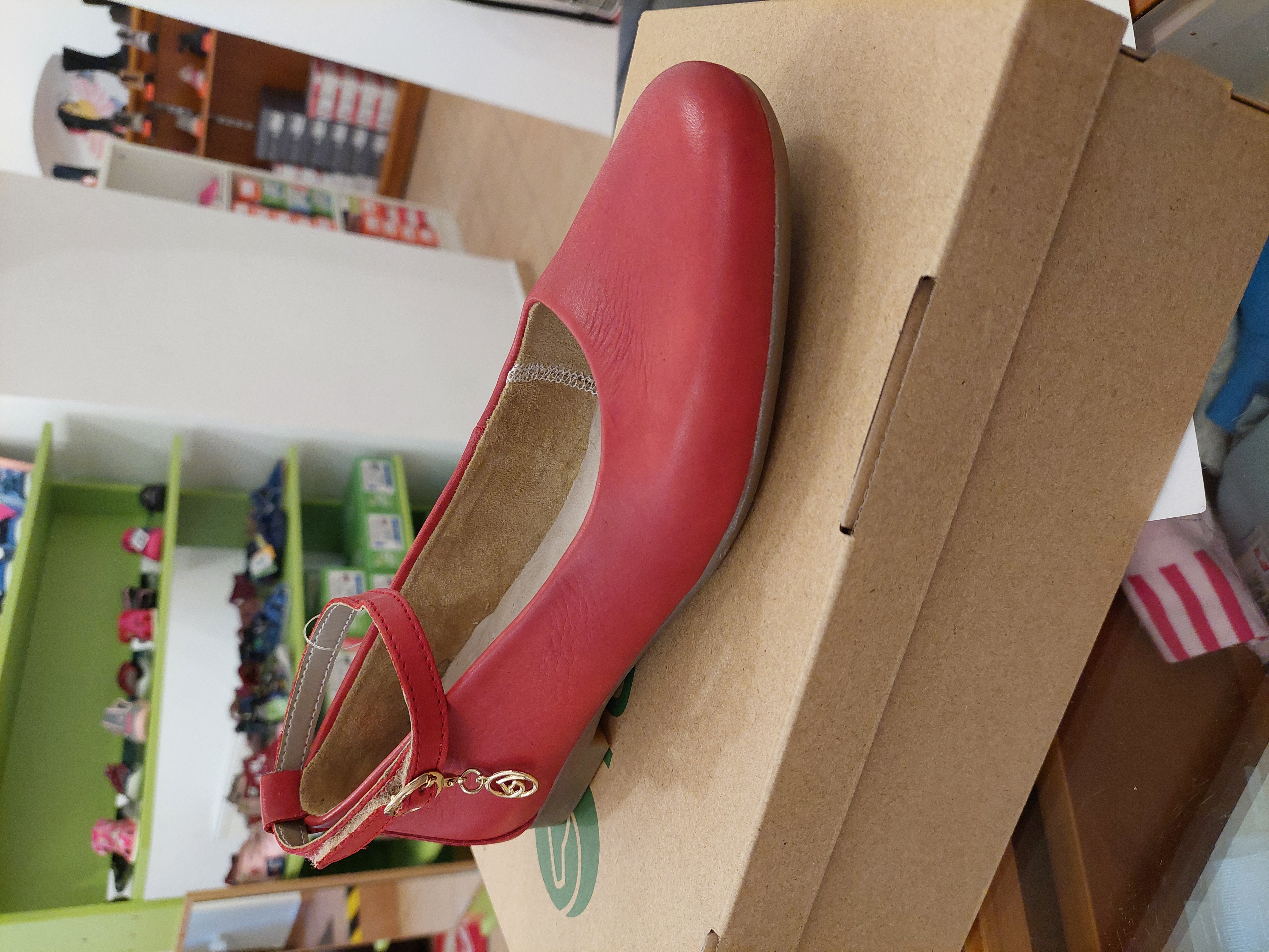Remonte D0K03-33 red