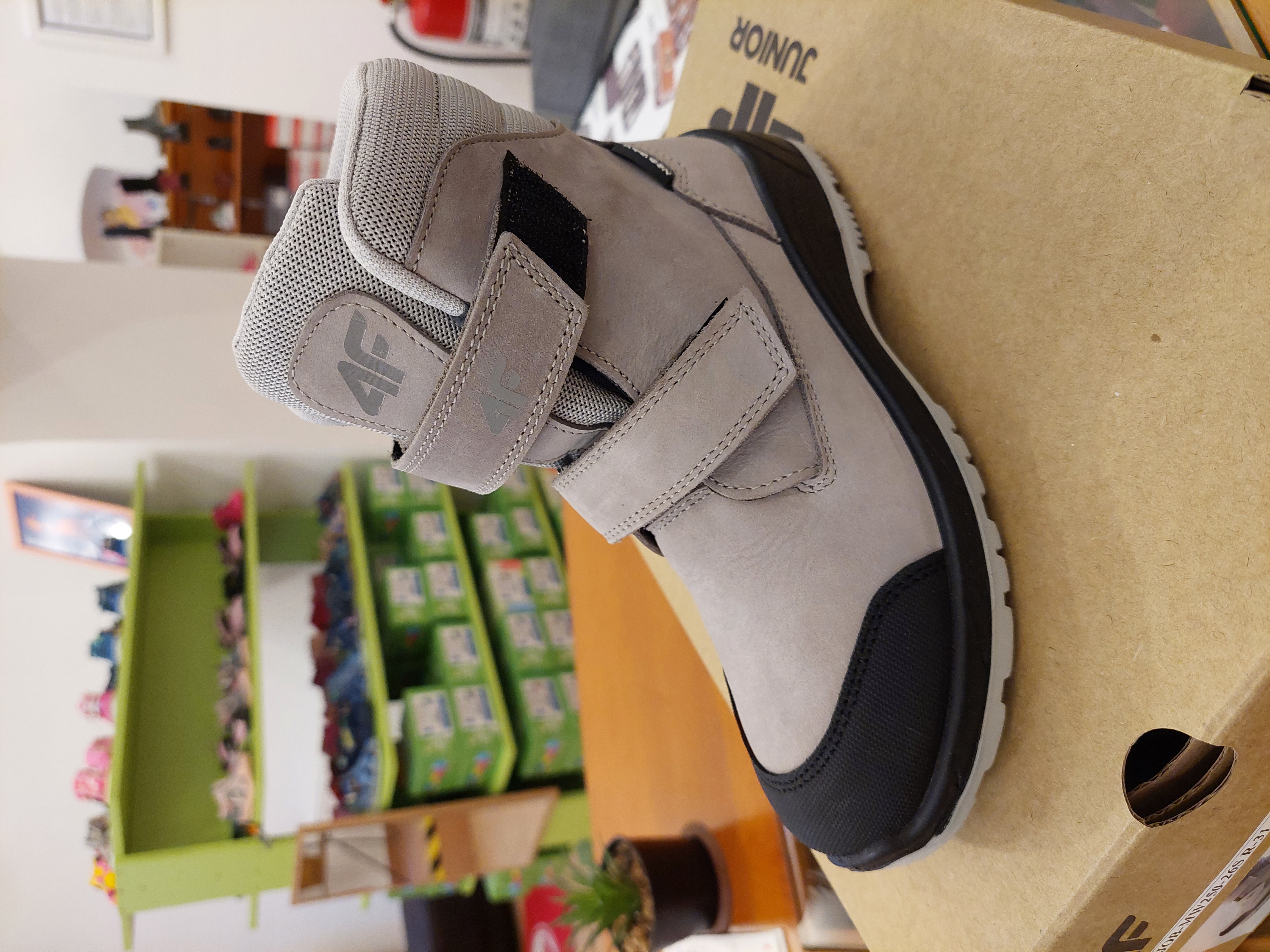 KTR-4F-26S-32 grey